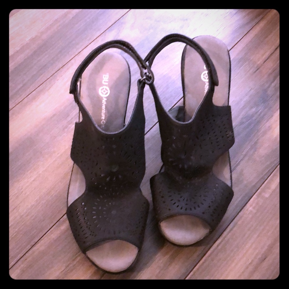 JBU adventure one women’s sandal wedges 9.5